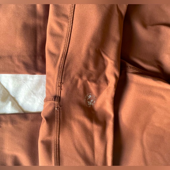 Brown XS Pacsun,sun wear leggings with v waste band - Picture 3 of 4